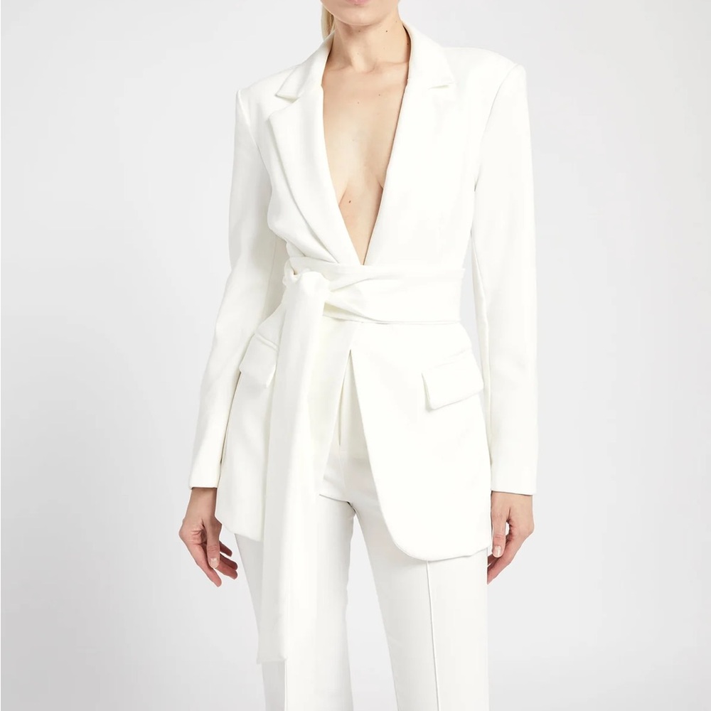 BOA White blazer